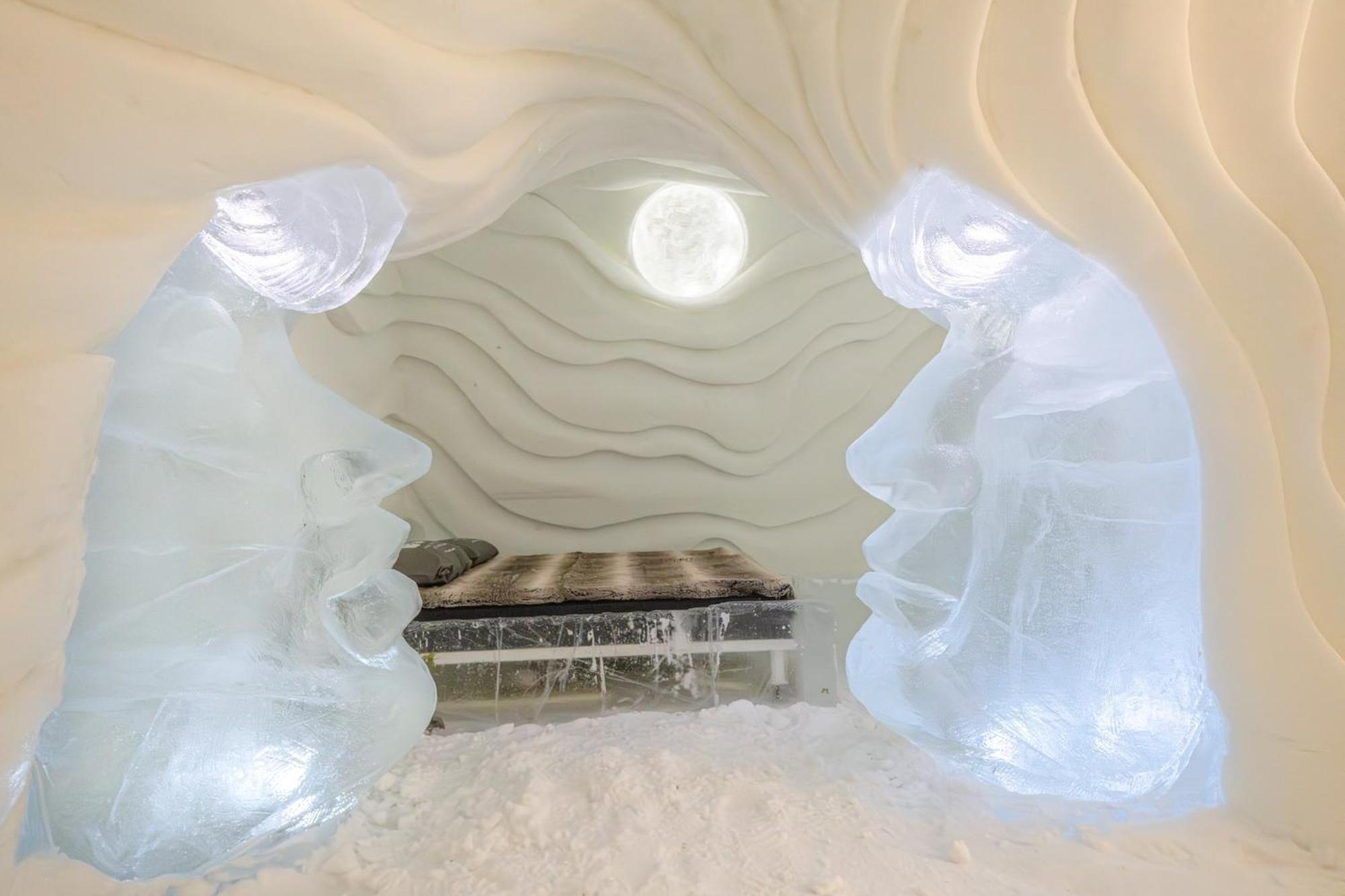 Arctic Snowhotel & Glass Igloos Sinetta Bagian luar foto