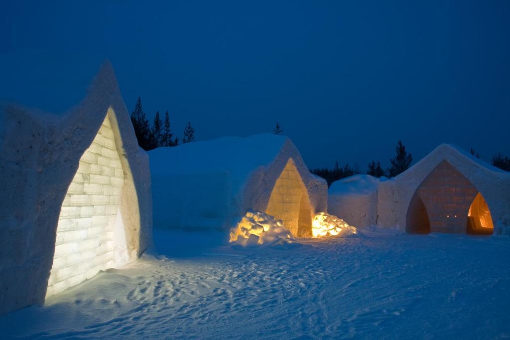 Arctic Snowhotel & Glass Igloos Sinetta Bagian luar foto