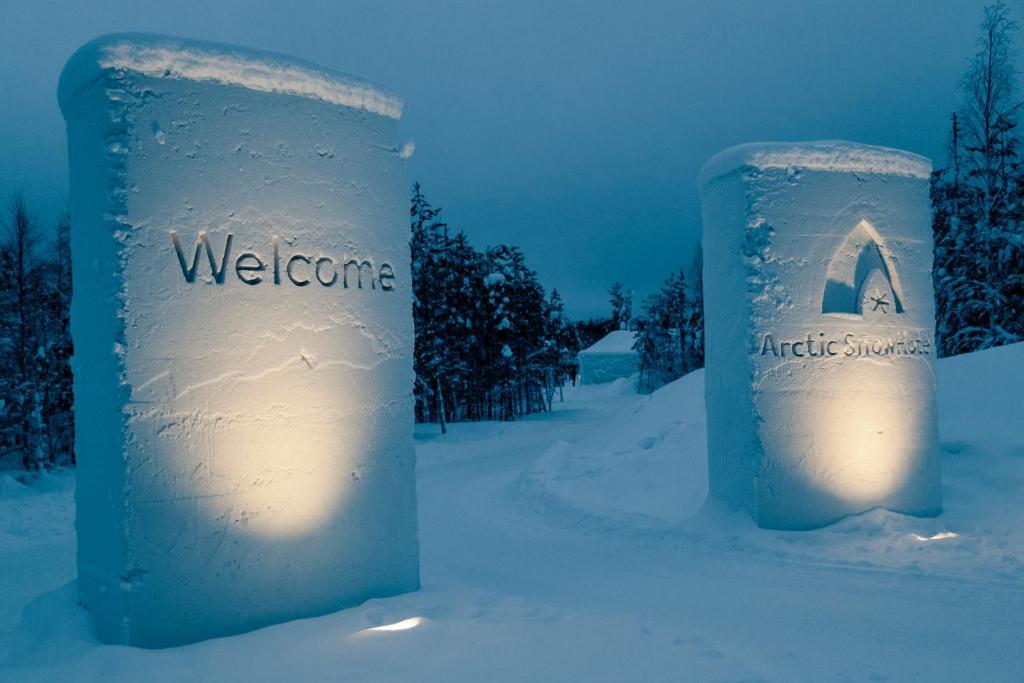 Arctic Snowhotel & Glass Igloos Sinetta Bagian luar foto